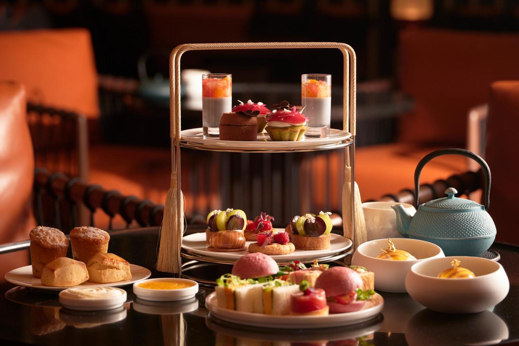 5-Star Hilton Kyoto Hotel • Kid-Friendly Buffet Breakfast & Pizza ...